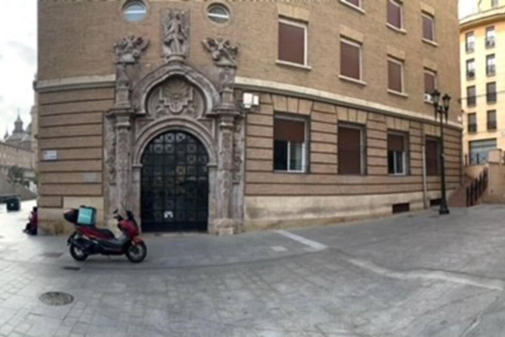 El Torreon Del Pilar. Opcion De Parking *